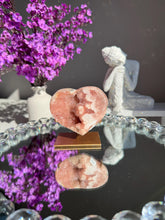 Load image into Gallery viewer, Druzy Pink amethyst heart 3024
