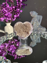 Load image into Gallery viewer, Sugar Druzy Amethyst Heart Healing Crystal, Uruguay 3065
