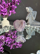 Load image into Gallery viewer, Druzy amethyst heart healing crystals 3066
