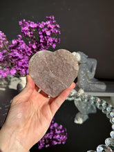 Load image into Gallery viewer, Sugar Druzy amethyst heart healing crystals 3064
