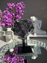 Load image into Gallery viewer, Druzy amethyst heart healing crystals 3063
