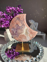 Load image into Gallery viewer, Pink amethyst moon with amethyst healing crystals 3070
