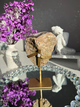 Load image into Gallery viewer, Amethyst geode with agate banding  healing crystals 3056
