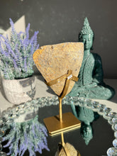 Load image into Gallery viewer, Sugar rainbow Amethyst geode healing crystals 3054 sugar druzy
