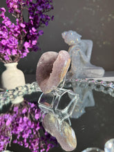 Load image into Gallery viewer, Druzy amethyst heart healing crystals 3065
