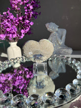 Load image into Gallery viewer, Sugar Druzy Amethyst Heart Healing Crystal, Uruguay 3065
