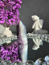 Load image into Gallery viewer, Amethyst tower with blue agate banding 3094
