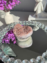 Load image into Gallery viewer, Pink rainbow amethyst geode 3092
