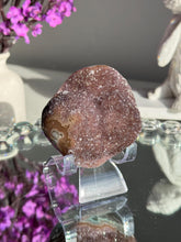 Load image into Gallery viewer, Amethyst cluster with brown agate 3099
