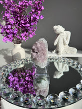 Load image into Gallery viewer, Amethyst geode 3099
