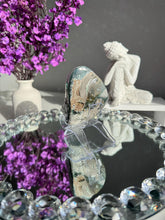 Load image into Gallery viewer, Amethyst geode 3099
