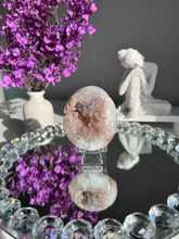 Load image into Gallery viewer, Pink Rainbow amethyst geode 3099
