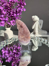 Load image into Gallery viewer, Pink Rainbow amethyst with purple banding 3100
