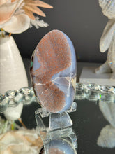 Load image into Gallery viewer, Pink druzy agate geode 3099
