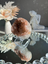 Load image into Gallery viewer, Pink Rainbow amethyst geode 3102
