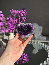 Load image into Gallery viewer, Druzy amethyst heart healing crystals 2859
