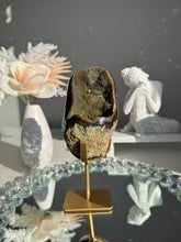 Load image into Gallery viewer, Sugar druzy agate geode 3092
