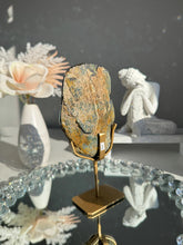 Load image into Gallery viewer, Sugar druzy agate geode 3092
