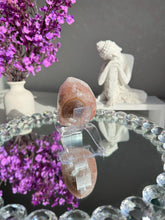 Load image into Gallery viewer, Quartz geode with calcite 3099
