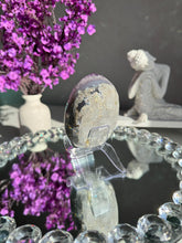 Load image into Gallery viewer, Sugar amethyst geode  3101
