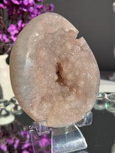 Load image into Gallery viewer, Light pink Rainbow amethyst 3102

