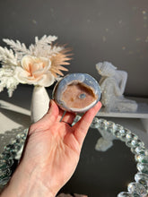 Load image into Gallery viewer, Druzy agate geode with jasper 3099

