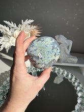 Load image into Gallery viewer, Druzy agate geode with jasper 3099

