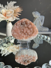 Load image into Gallery viewer, Pink Rainbow amethyst geode 3102
