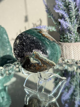 Load image into Gallery viewer, Druzy amethyst geode with jasper healing crystals 3110
