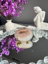 Load image into Gallery viewer, Pink Rainbow amethyst geode 3118
