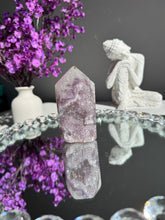 Load image into Gallery viewer, Druzy amethyst tower 3118
