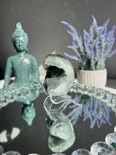 Load image into Gallery viewer, Green Rainbow amethyst geode 3118
