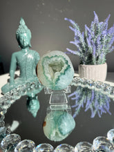 Load image into Gallery viewer, Green Rainbow amethyst geode 3119
