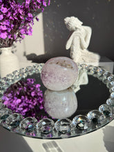 Load image into Gallery viewer, amethyst geode healing crystals 3110
