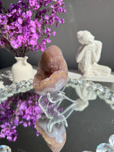 Load image into Gallery viewer, amethyst geode with agate  3119
