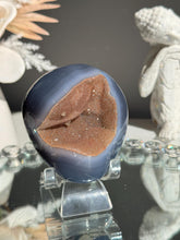 Load image into Gallery viewer, Orange sugar druzy agate geode  3119

