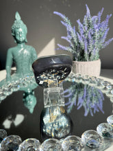 Load image into Gallery viewer, Green rainbow amethyst with agate 3129
