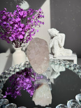 Load image into Gallery viewer, Sugar quartz geode sugar druzy 3132
