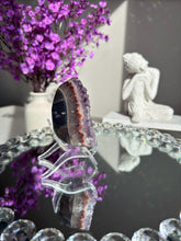 Load image into Gallery viewer, Sugar amethyst geode with agate  3130
