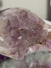 Load image into Gallery viewer, Fine sugar amethyst geode 3133
