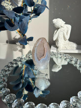 Load image into Gallery viewer, Light pink sugar amethyst geode with agate banding 3129
