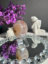 Load image into Gallery viewer, amethyst geode 3119
