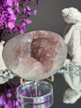 Load image into Gallery viewer, Pinky Rainbow amethyst geode 3120

