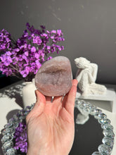 Load image into Gallery viewer, Pink Rainbow amethyst geode 3118
