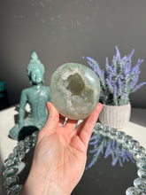 Load image into Gallery viewer, Green Rainbow amethyst geode 3119
