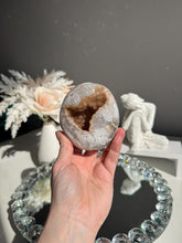 Load image into Gallery viewer, Rainbow amethyst geode 3119
