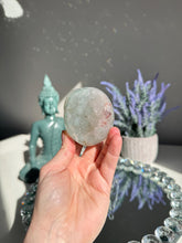 Load image into Gallery viewer, Green rainbow amethyst geode with pink  3129
