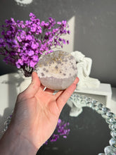 Load image into Gallery viewer, Sugar amethyst geode 3130
