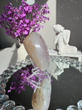 Load image into Gallery viewer, amethyst geode 3130
