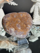 Load image into Gallery viewer, Rare Orange sugar Amethyst heart 3153
